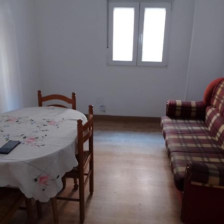Habitacion En Piso Compartido Мадрид Екстериор снимка
