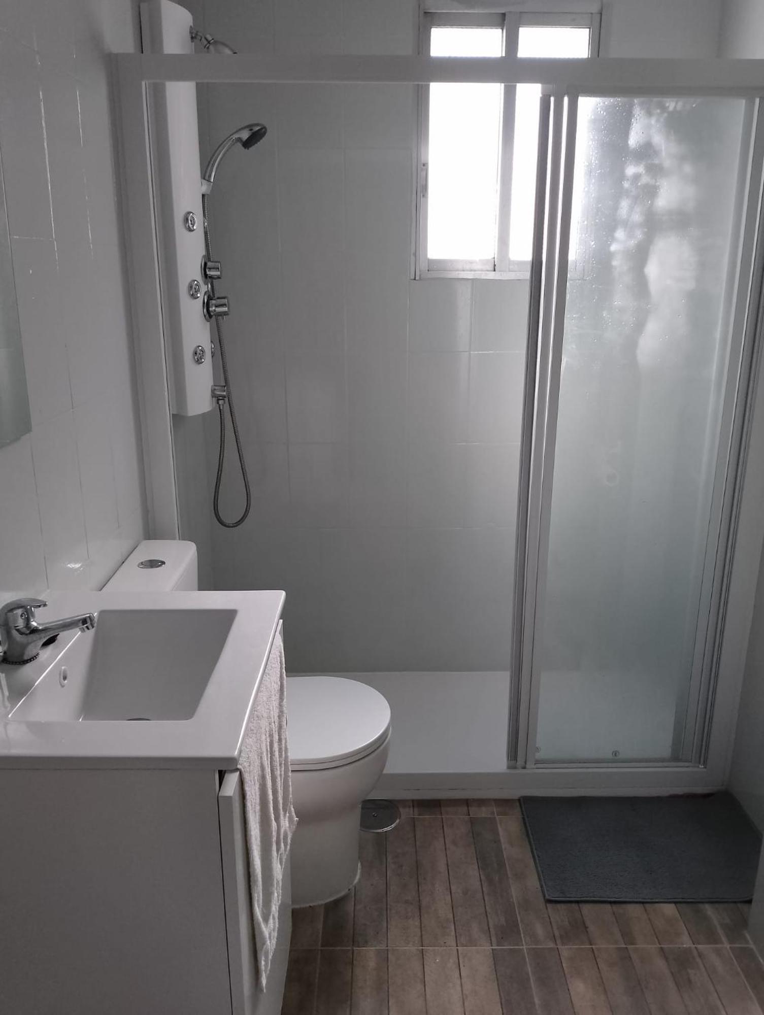 Habitacion En Piso Compartido Мадрид Екстериор снимка